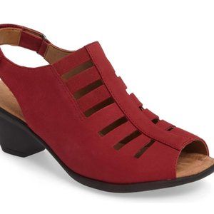 Comfortiva Women's Faye Sandal